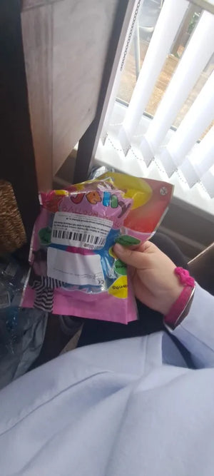 A4fc1bcb3aff74bf0ab4e00f2c060f621V.jpg